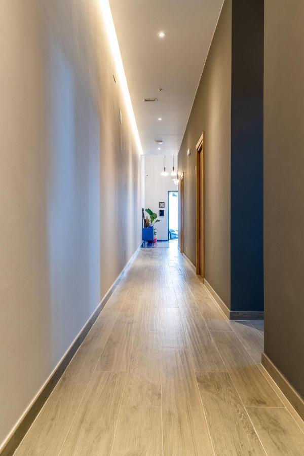 Four Rooms Hostel Луго Екстериор снимка