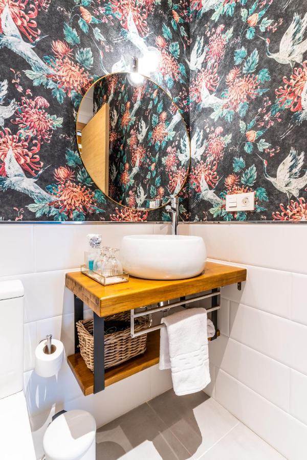 Four Rooms Hostel Луго Екстериор снимка