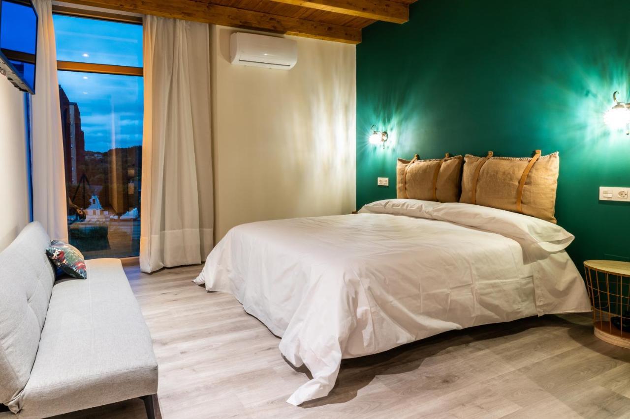 Four Rooms Hostel Луго Екстериор снимка