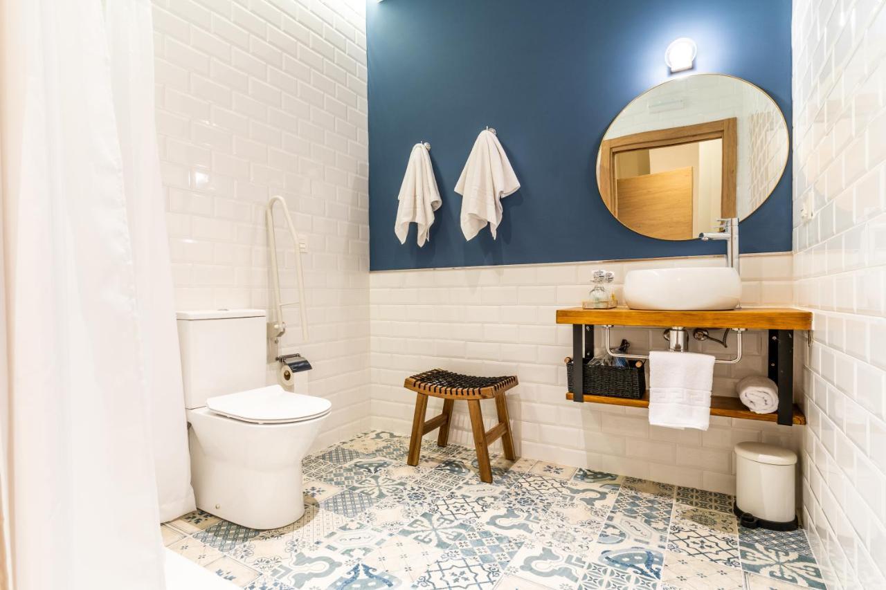 Four Rooms Hostel Луго Екстериор снимка